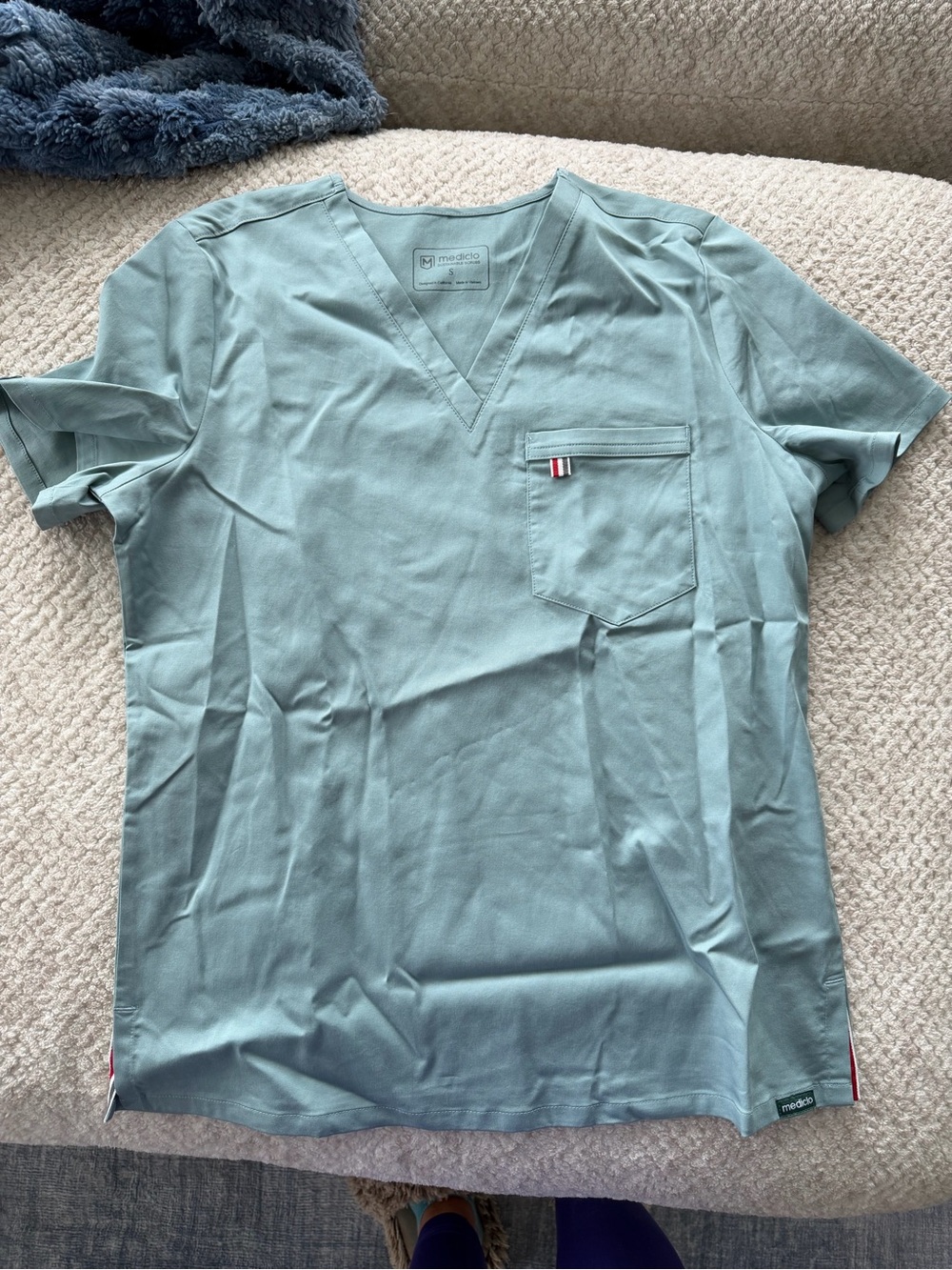 Women’s Mediclo Scrub Top